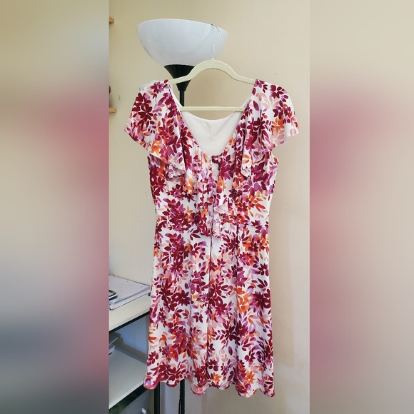 Floral summer dress London Times - Picture 2 of 4